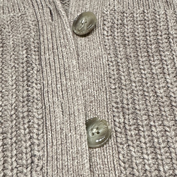 GAP Women's Taupe Knit Cardigan - Picture 3 of 5